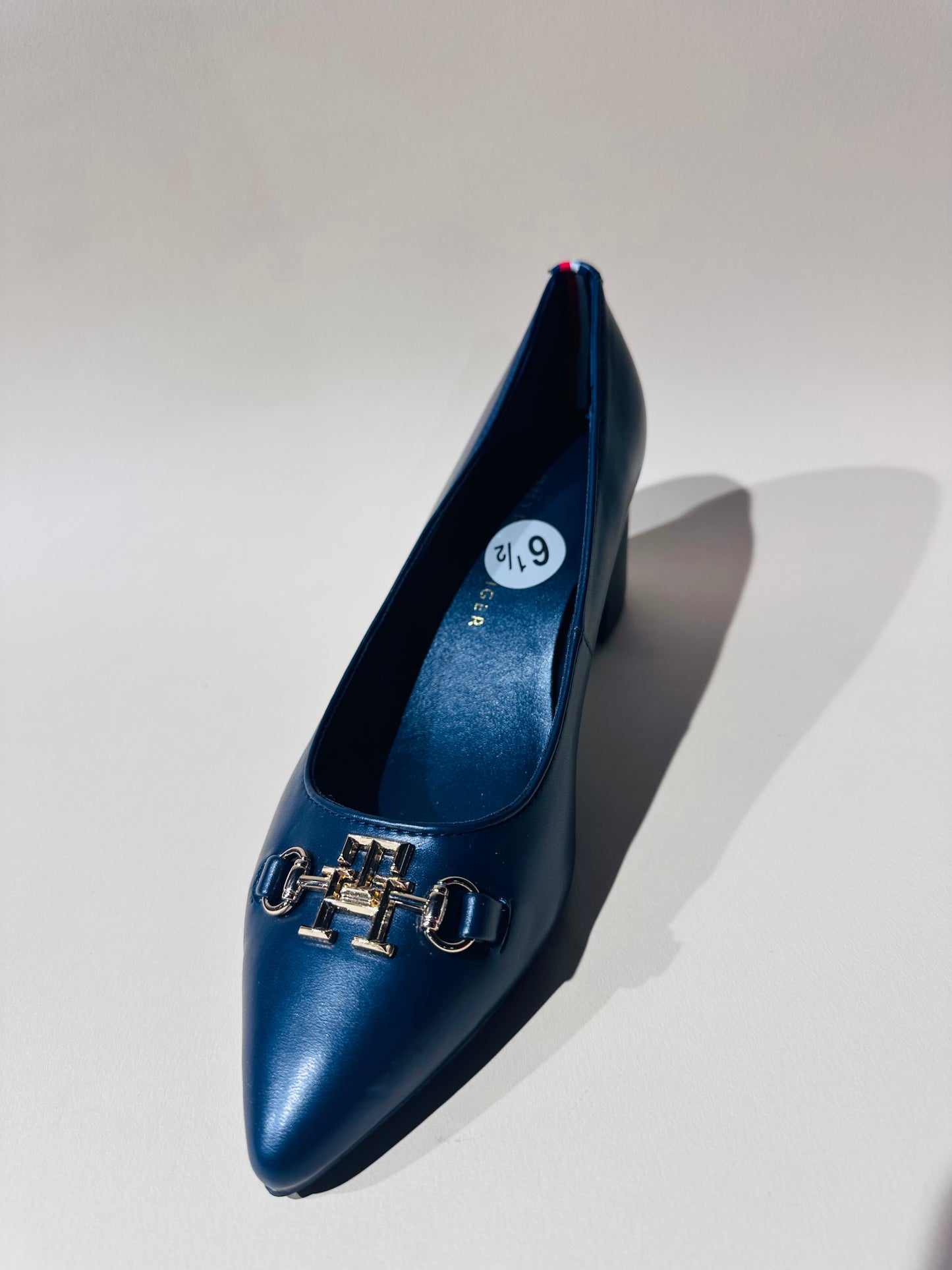 Tommy Hilfiger shoes size 37