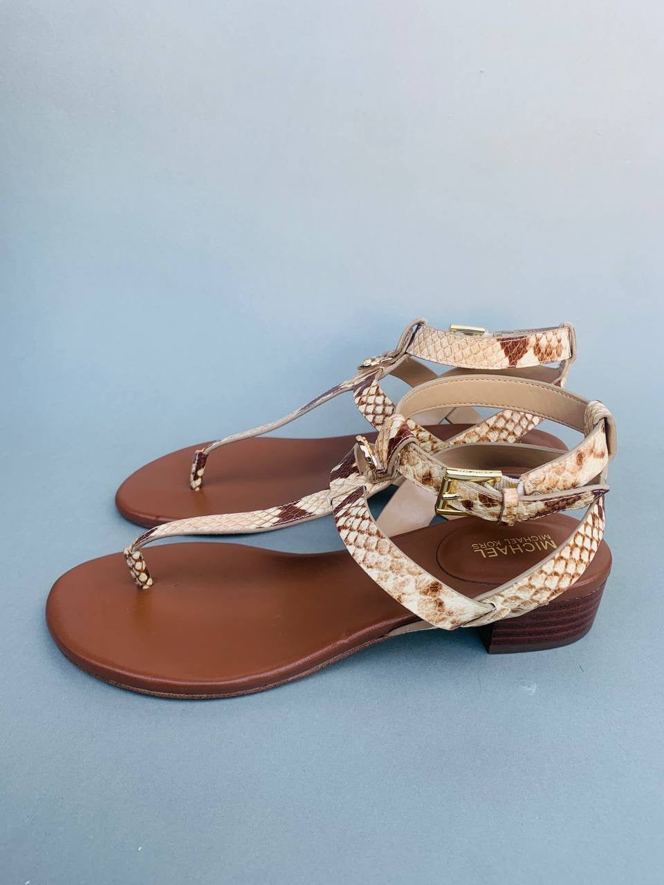 Michael kors sandal