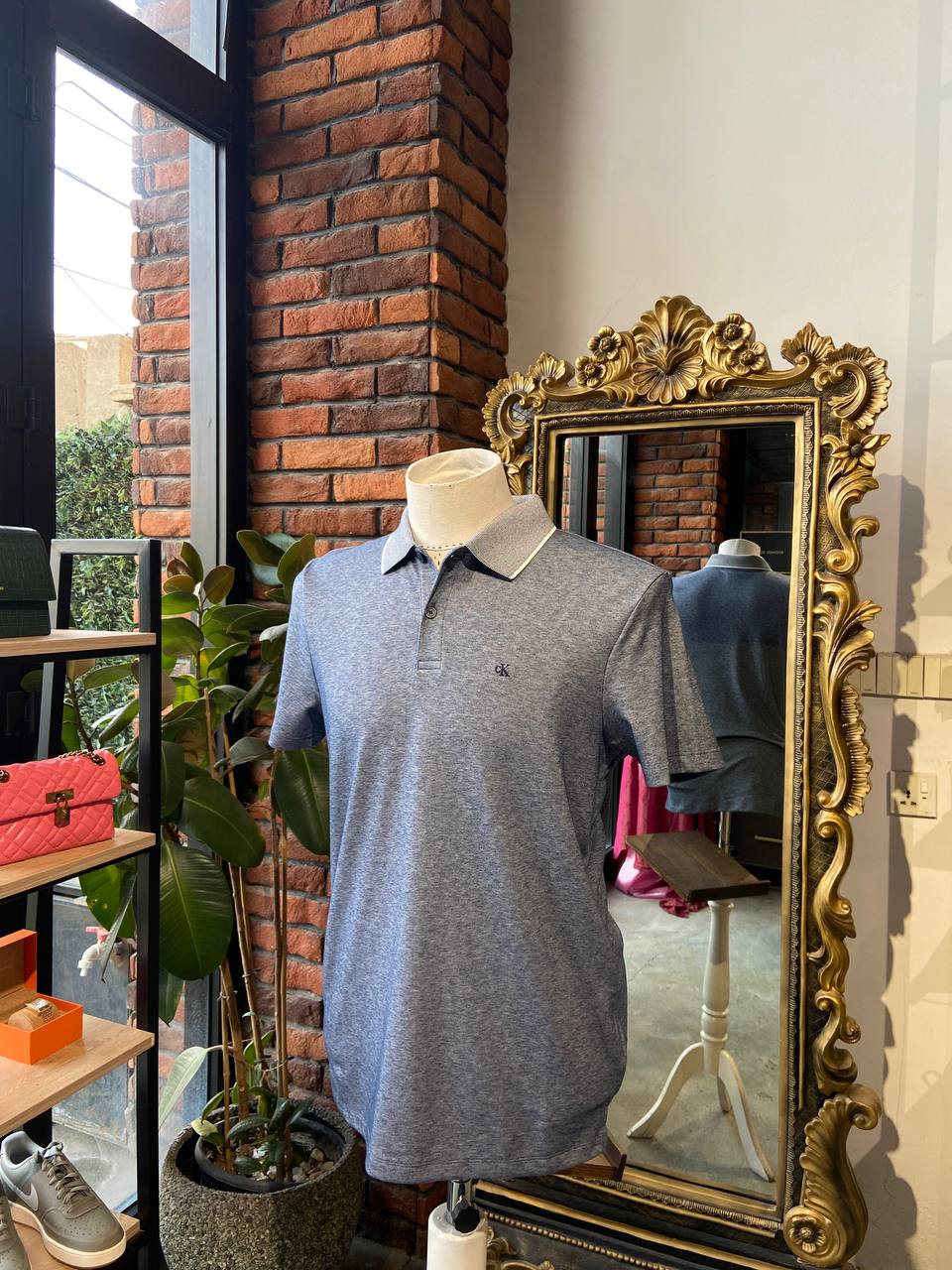 Calvin klein shirt Size small