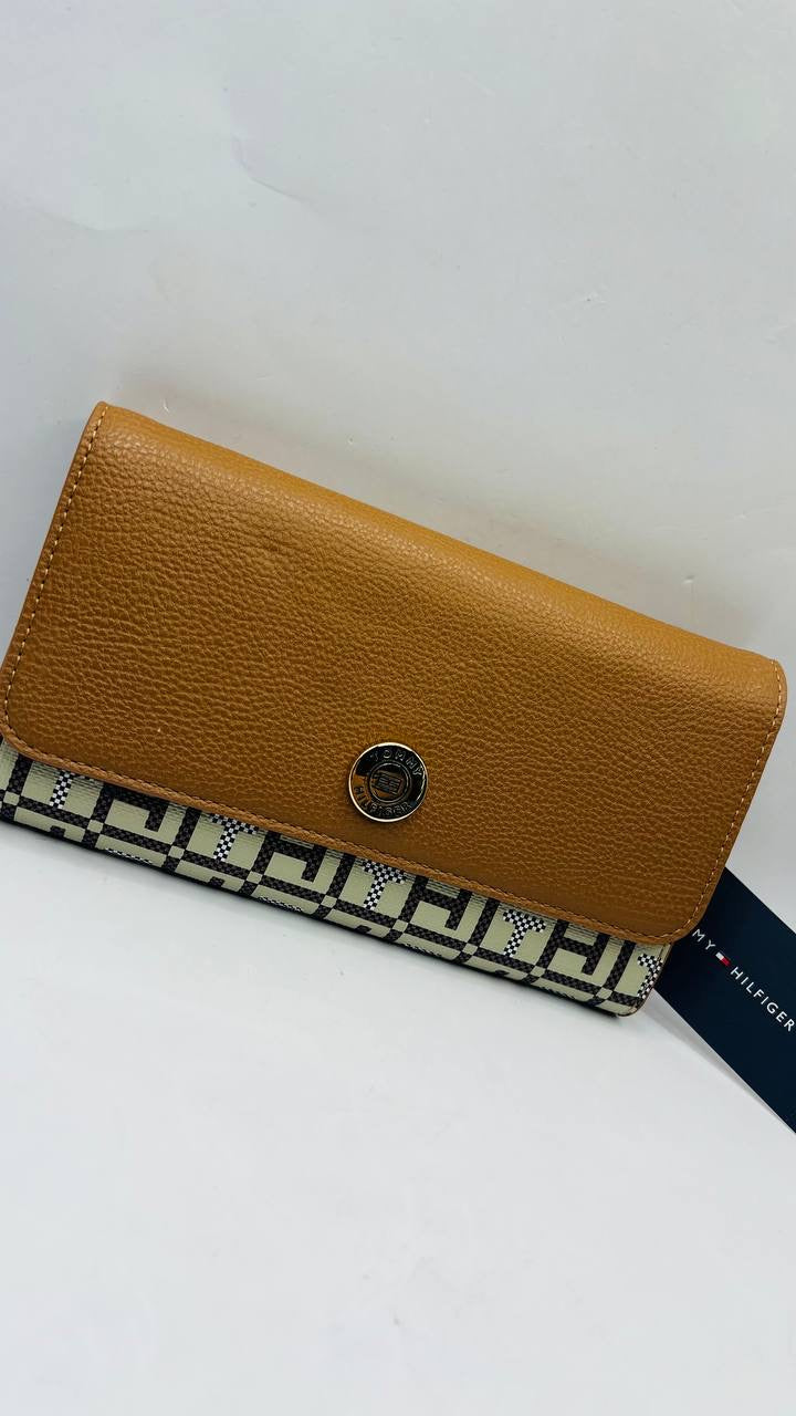 tommy hilfiger wallet