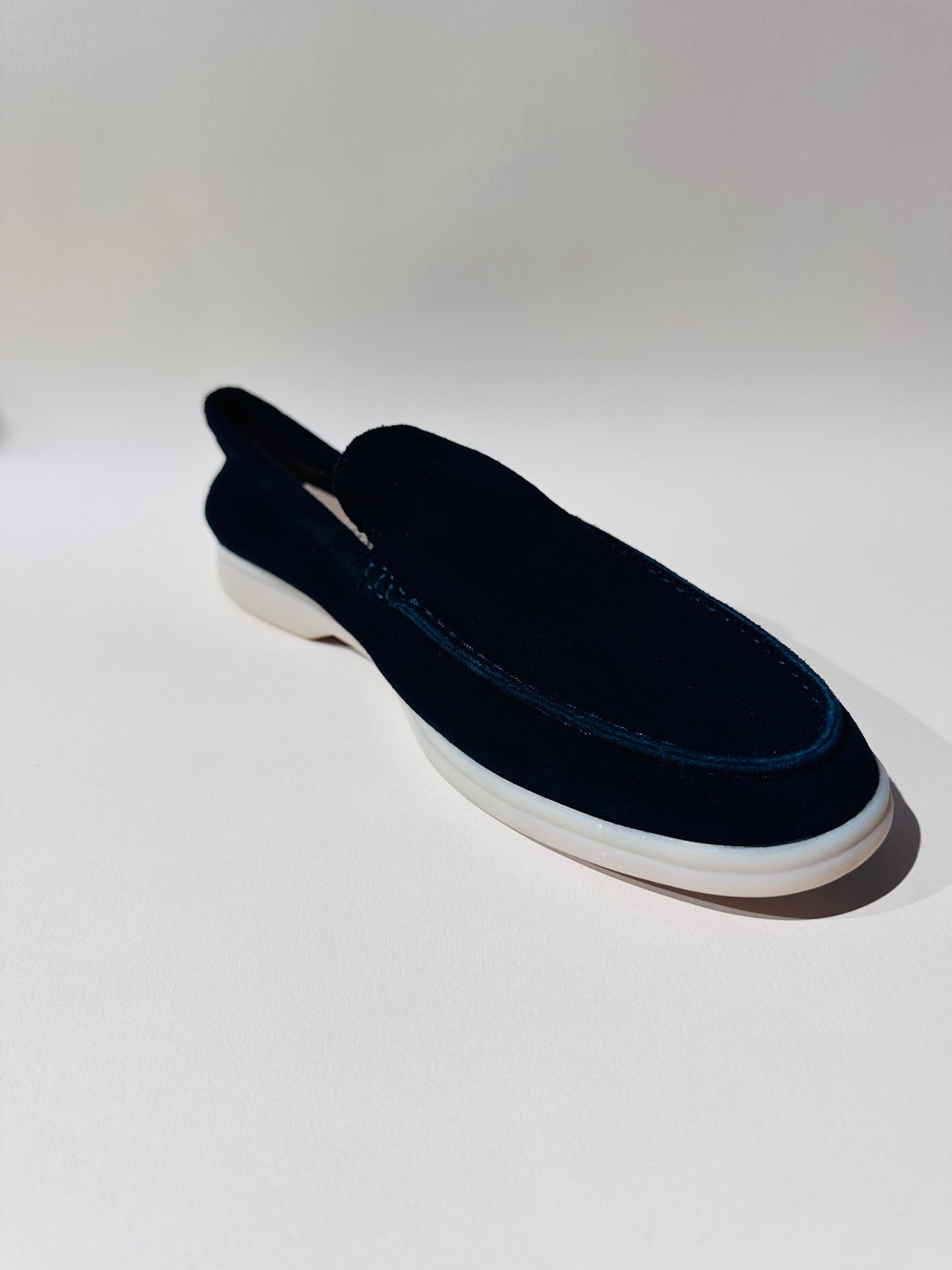 Parija shoes size 43