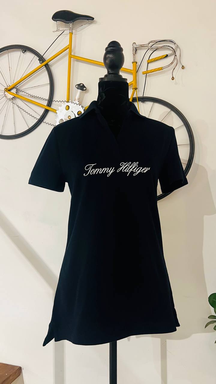 Tommy Hilfiger shirt size small