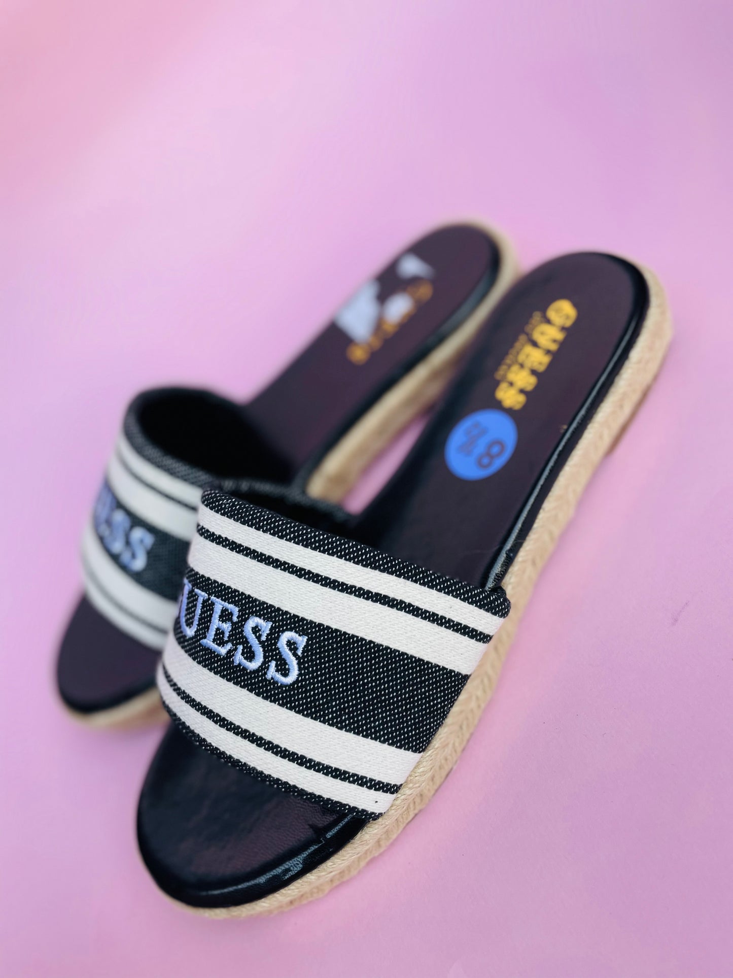 Guess sandal