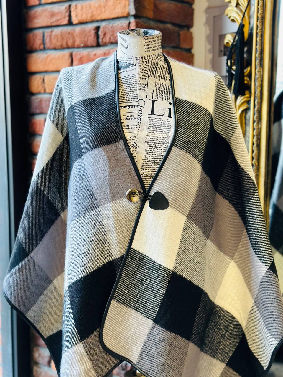 Liz Claiborne reversible cape