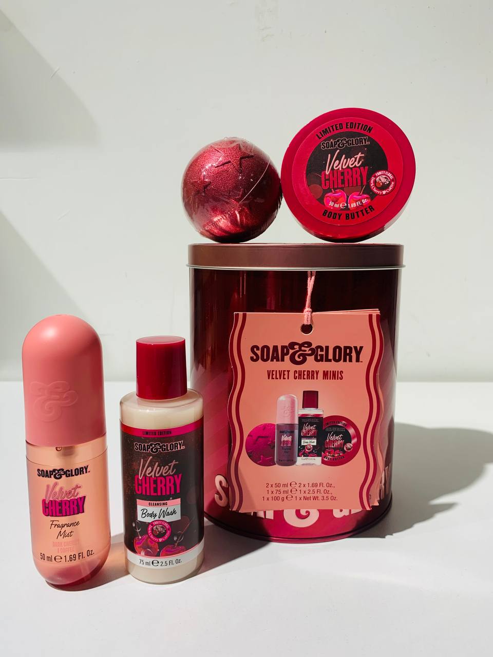 Soap & Glory Velvet Cherry Minis Gift Set