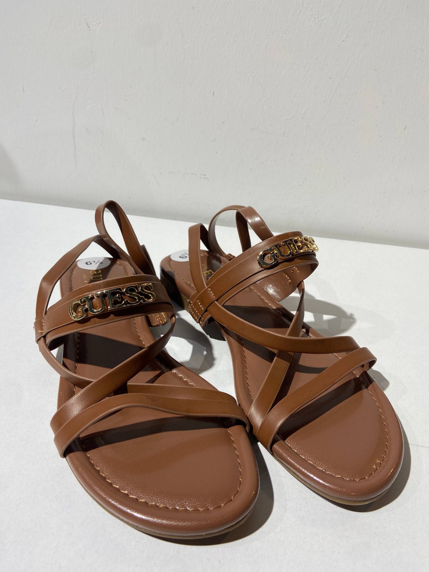 Guess sandal