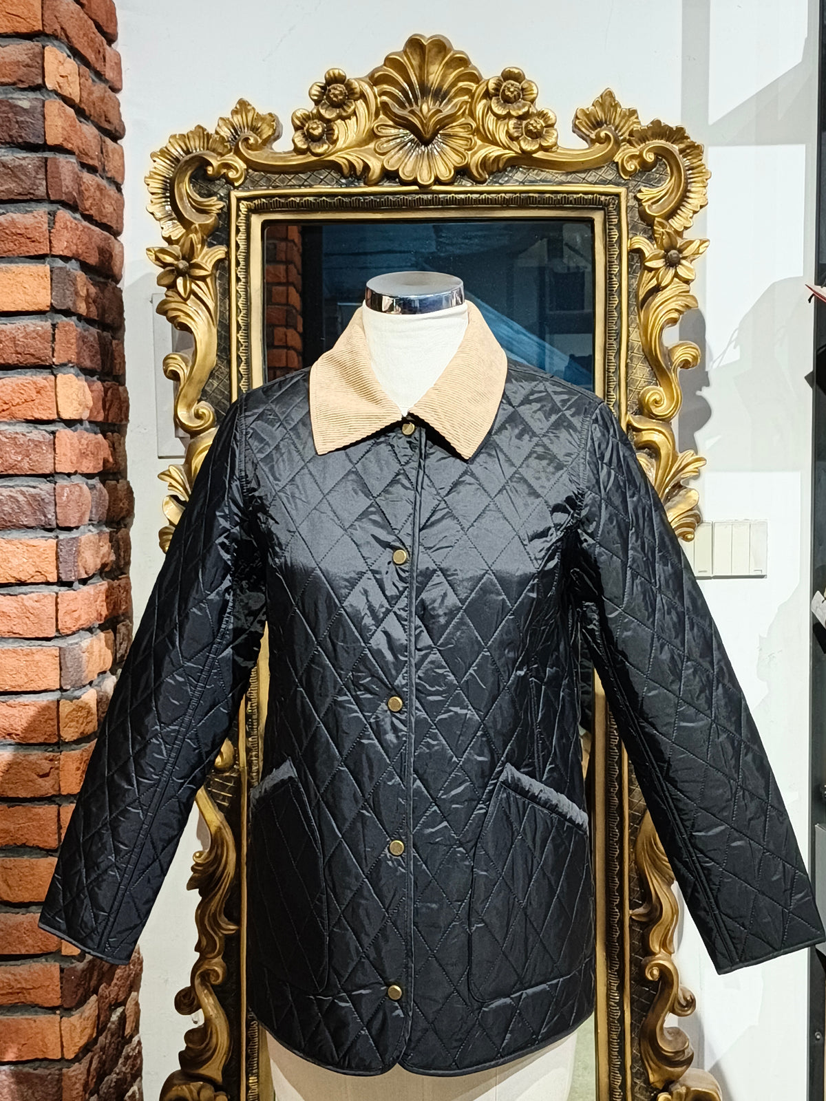 Hunter coat