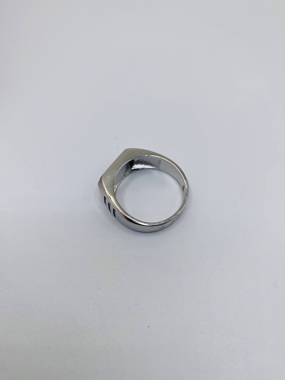 Men’s silver ring Size 11