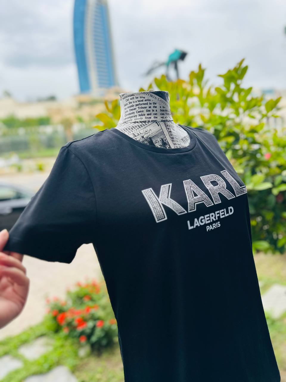 Karl Lagerfeld shirt size small
