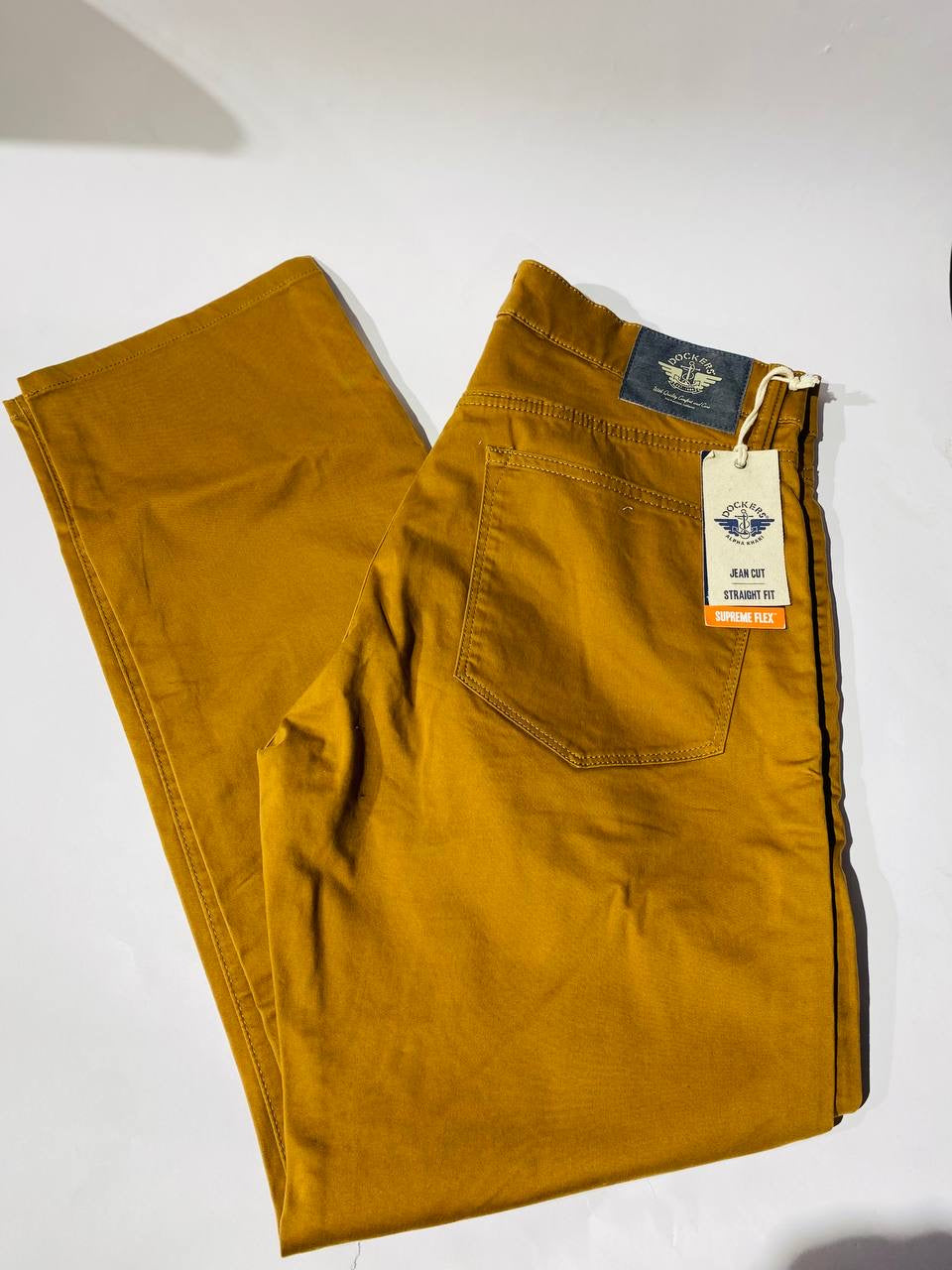 Dockers Alpha Khaki Jean Cut Straight Fit size 32