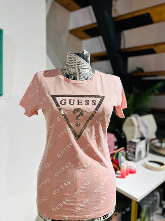 Guess t-shirt size medium