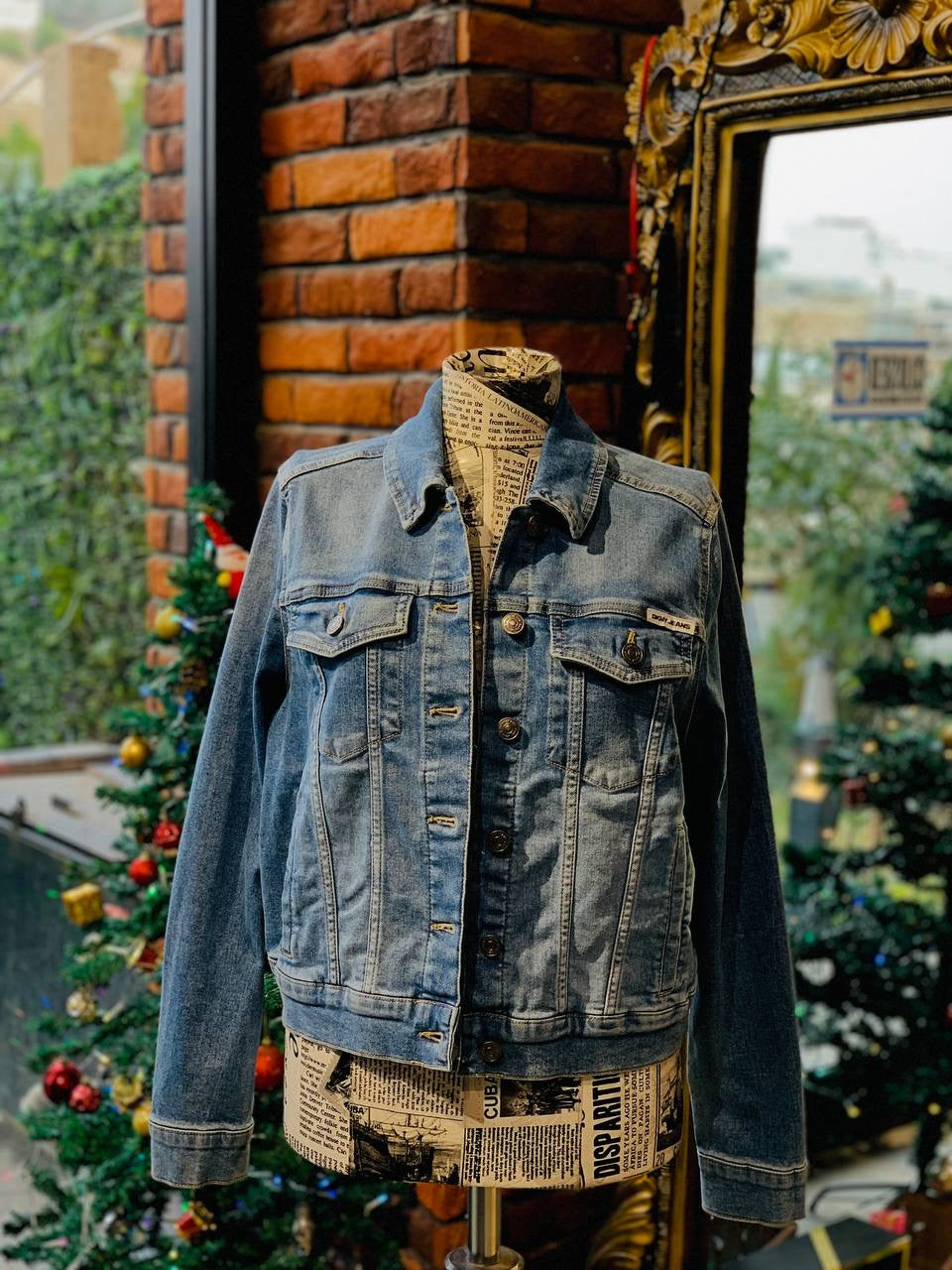 Dkny jeans jacket size medium