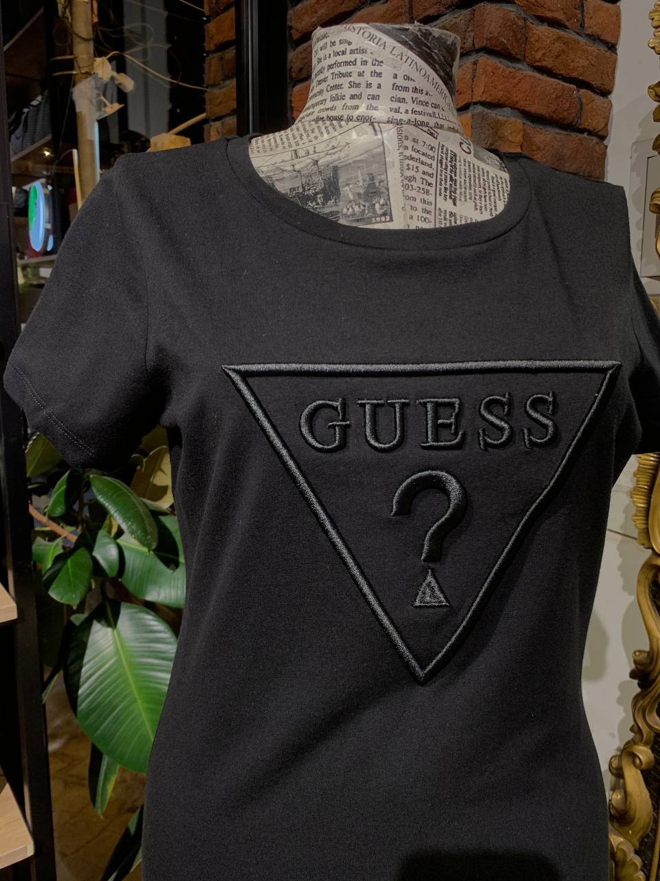 Guess shirt
