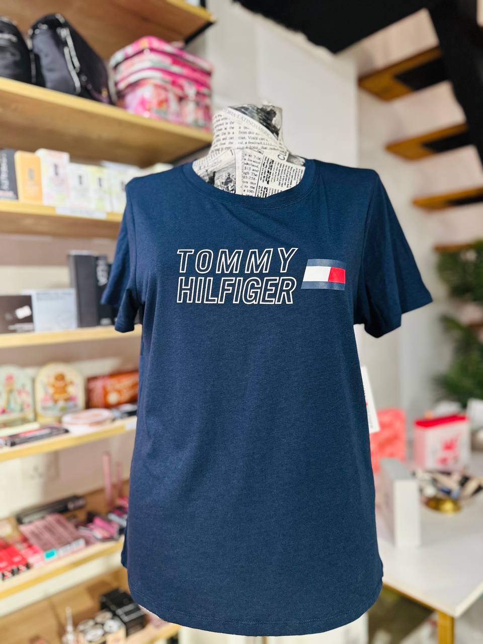Tommy Hilfiger shirt size small
