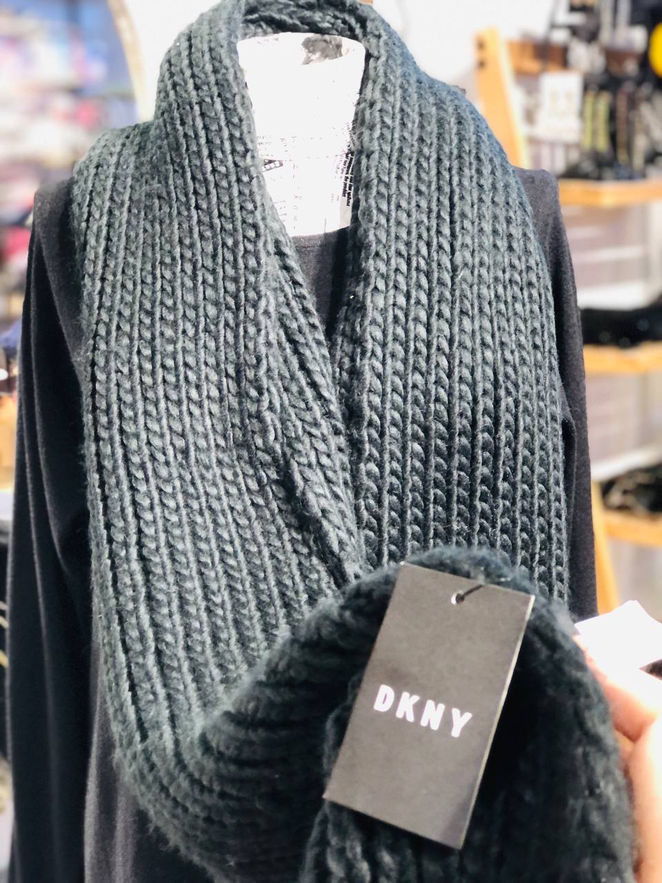 Dkny scarf