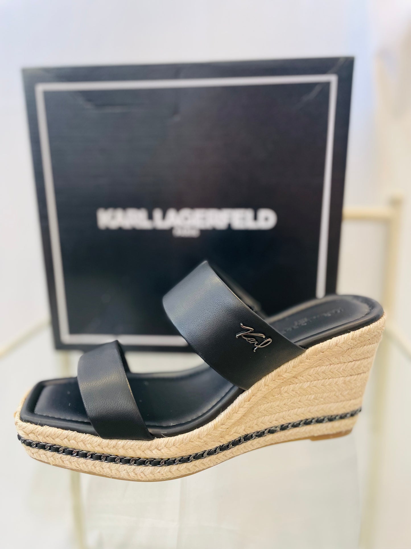 Karl Lagerfeld sandal