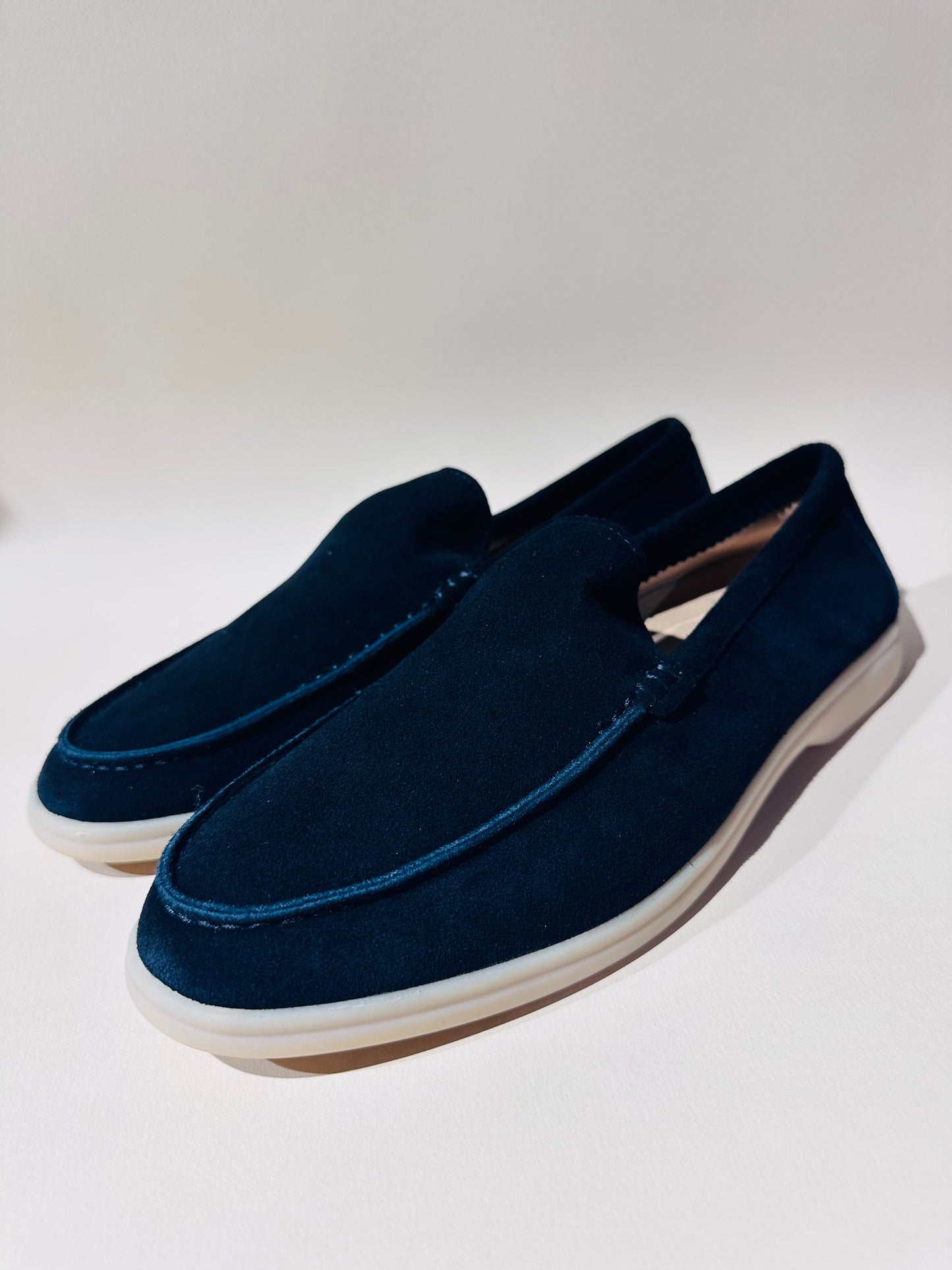 Parija shoes size 43