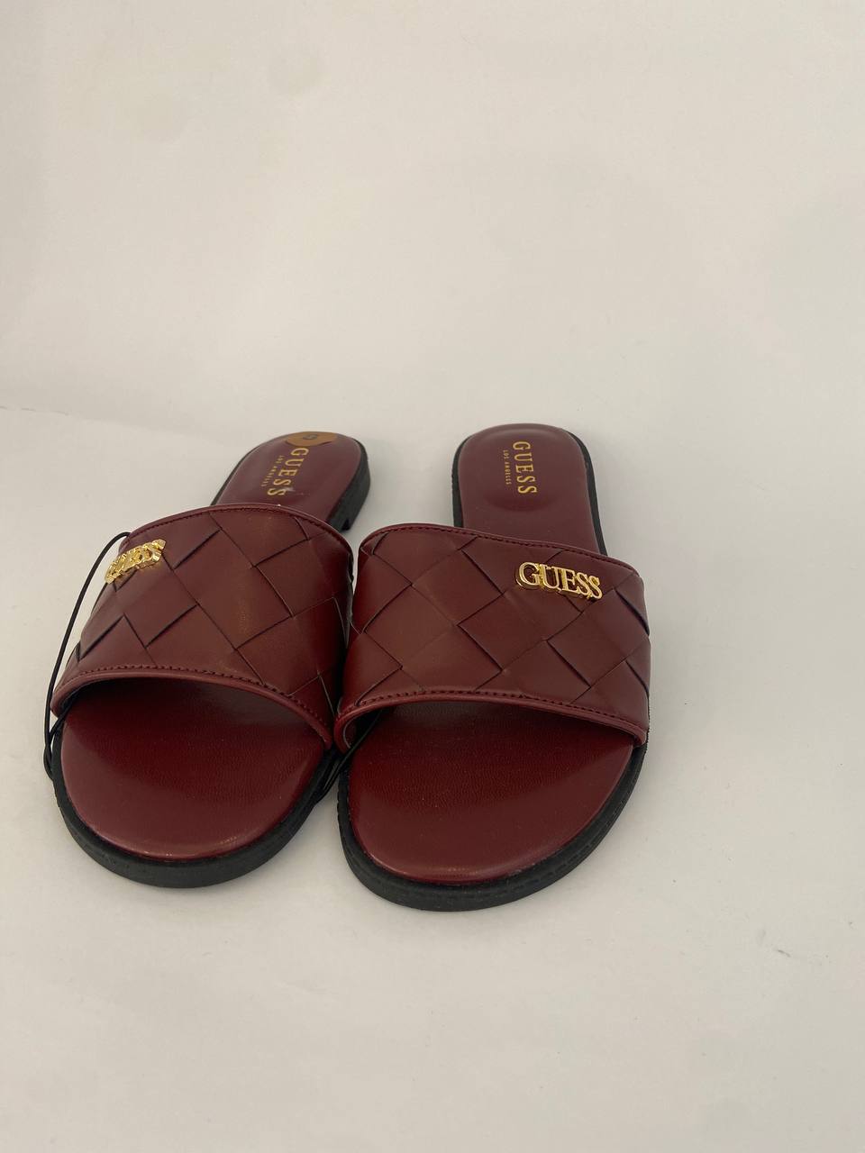 Guess sandal