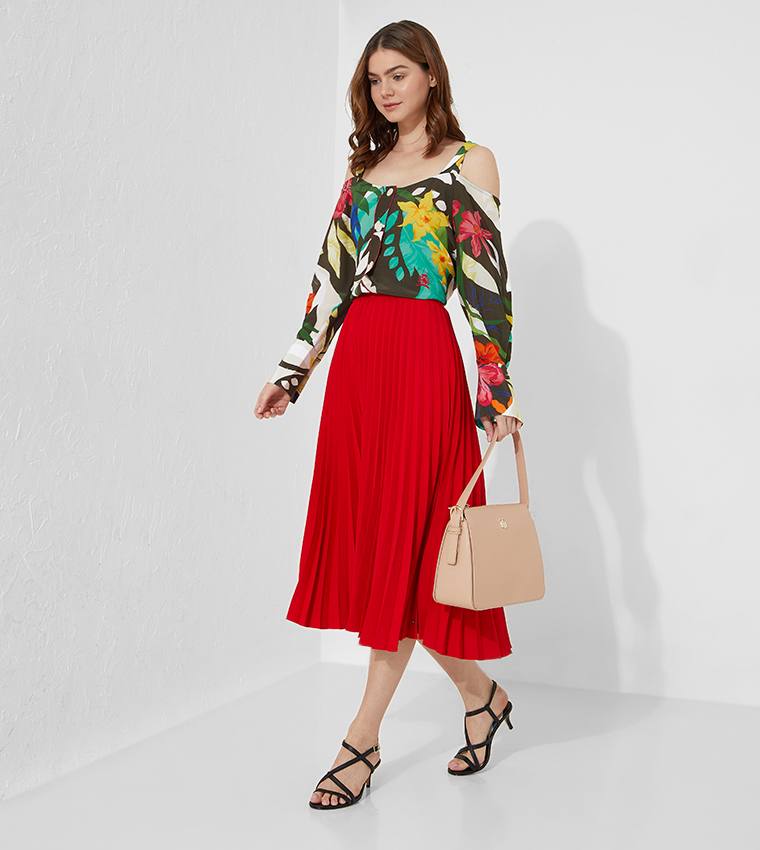 Tommy Hilfiger skirt size medium