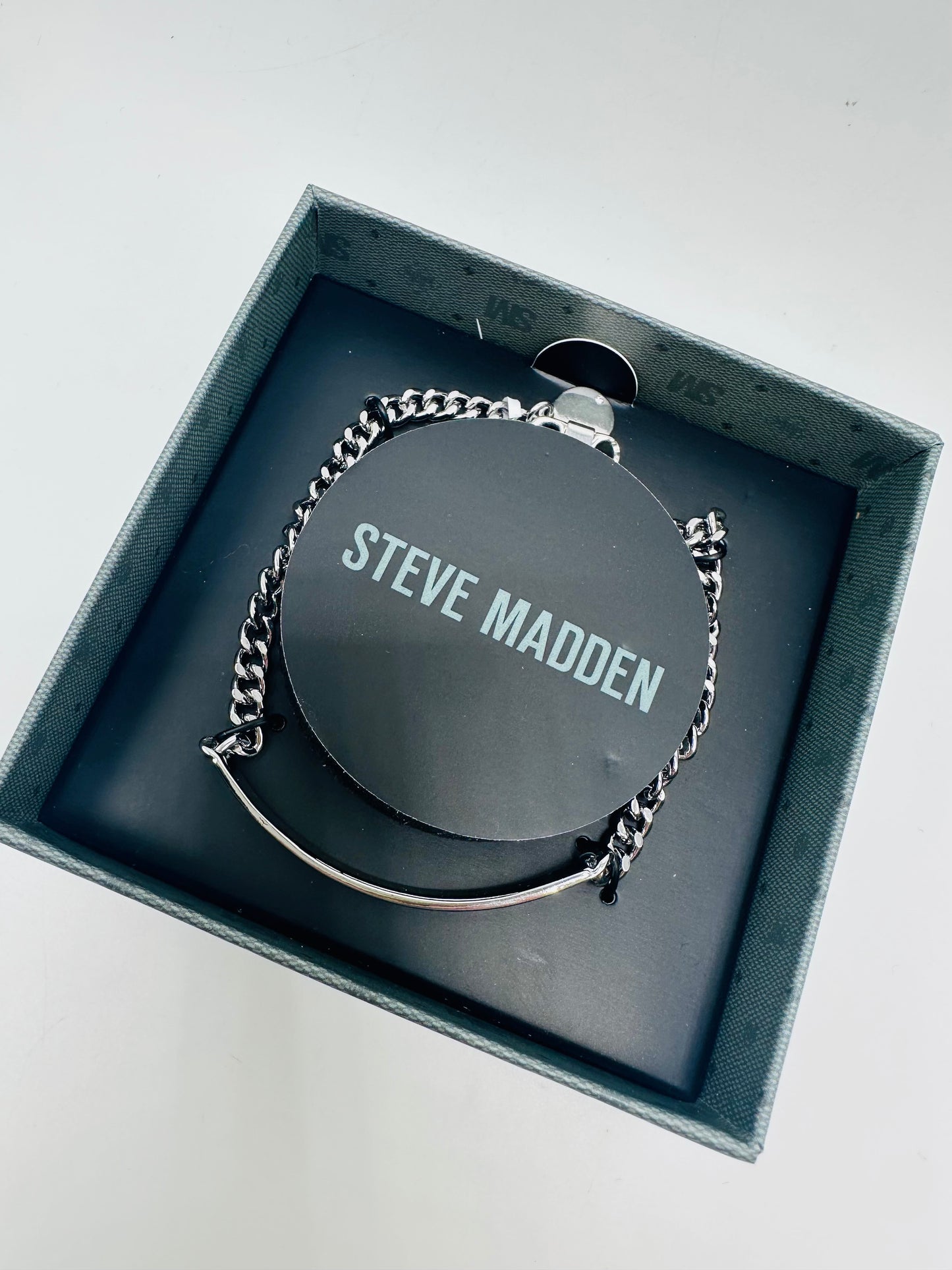 Steve Madden bracelet