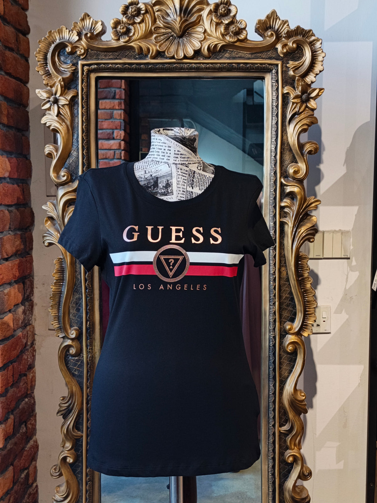 Guess shirt size large