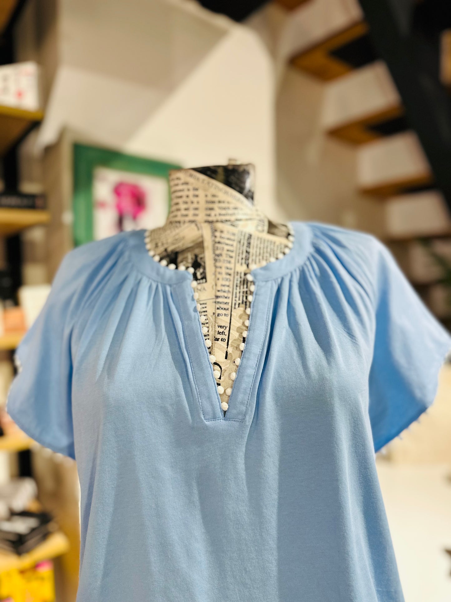 tommy hilfiger top size medium