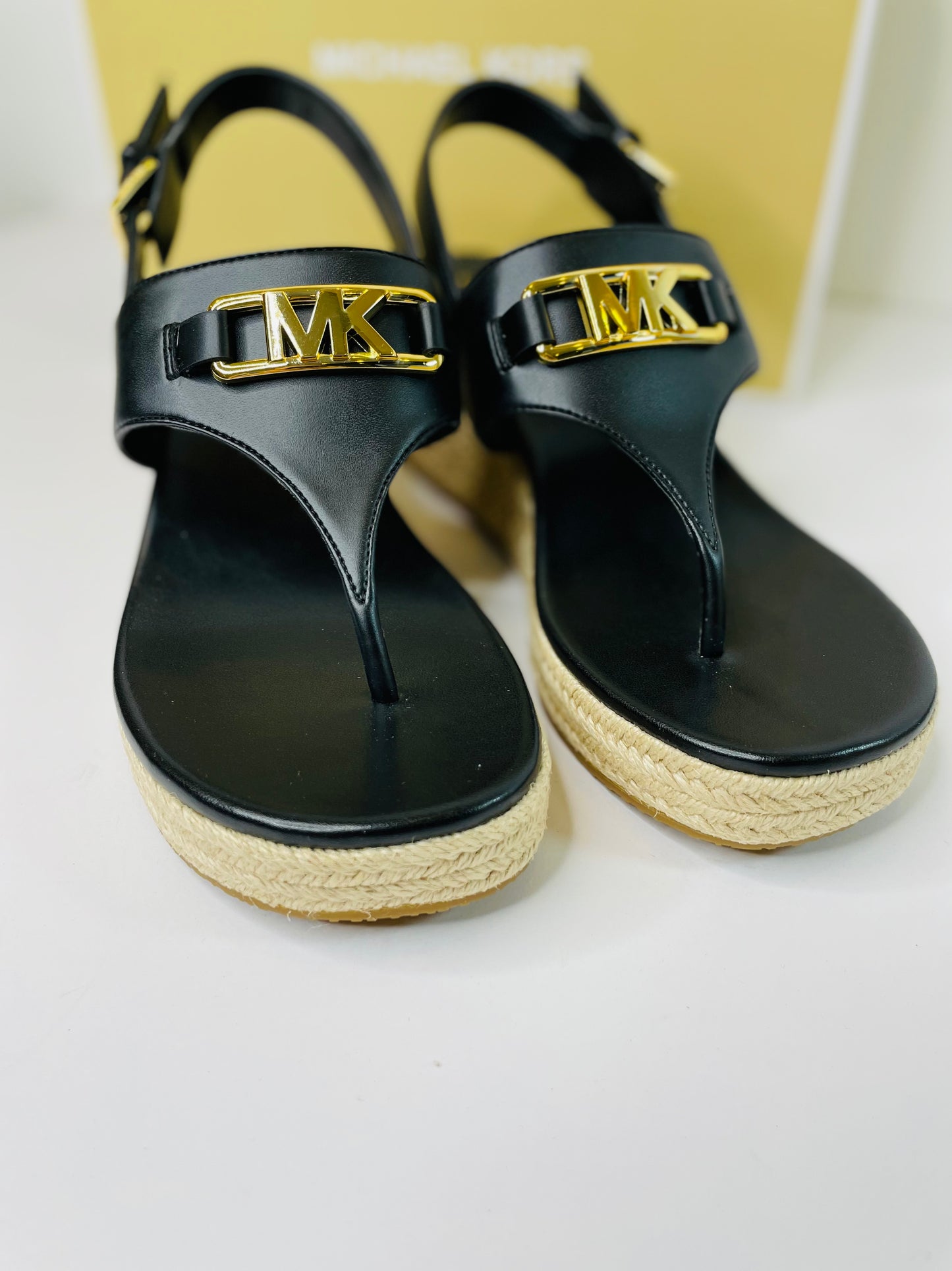 Michael kors sandal