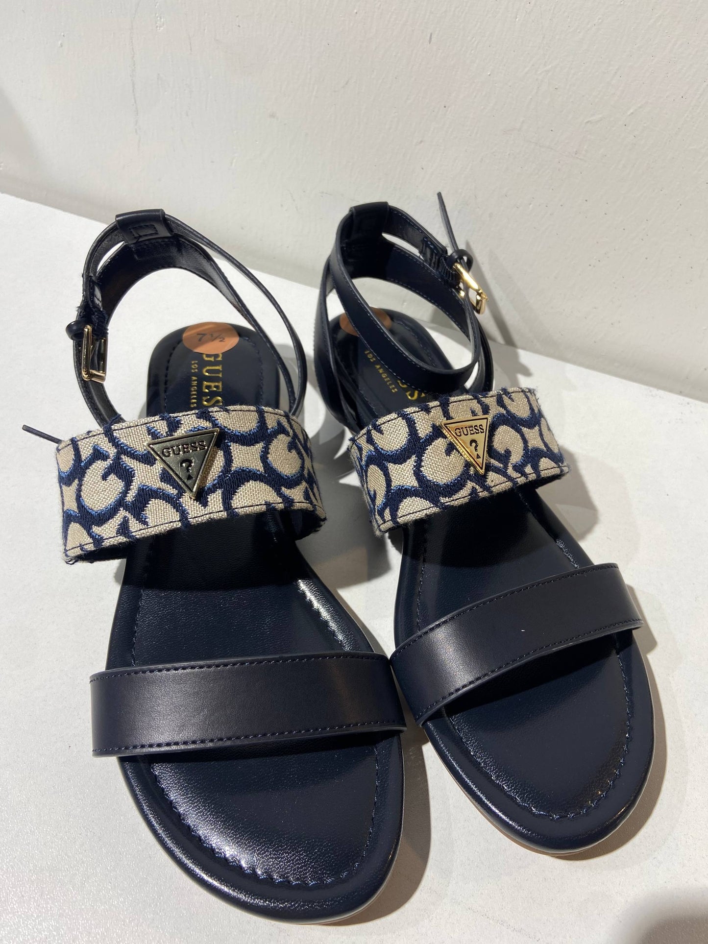 Guess sandal