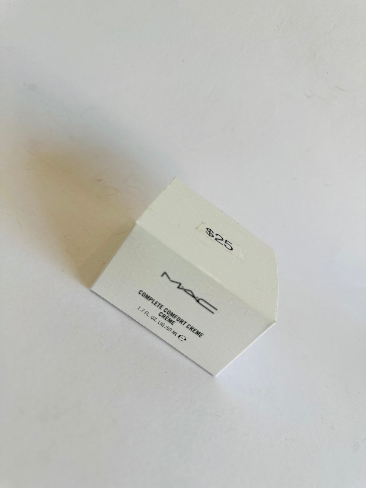 Mac complete comfort creme