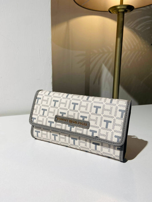 Tommy Hilfiger wallet