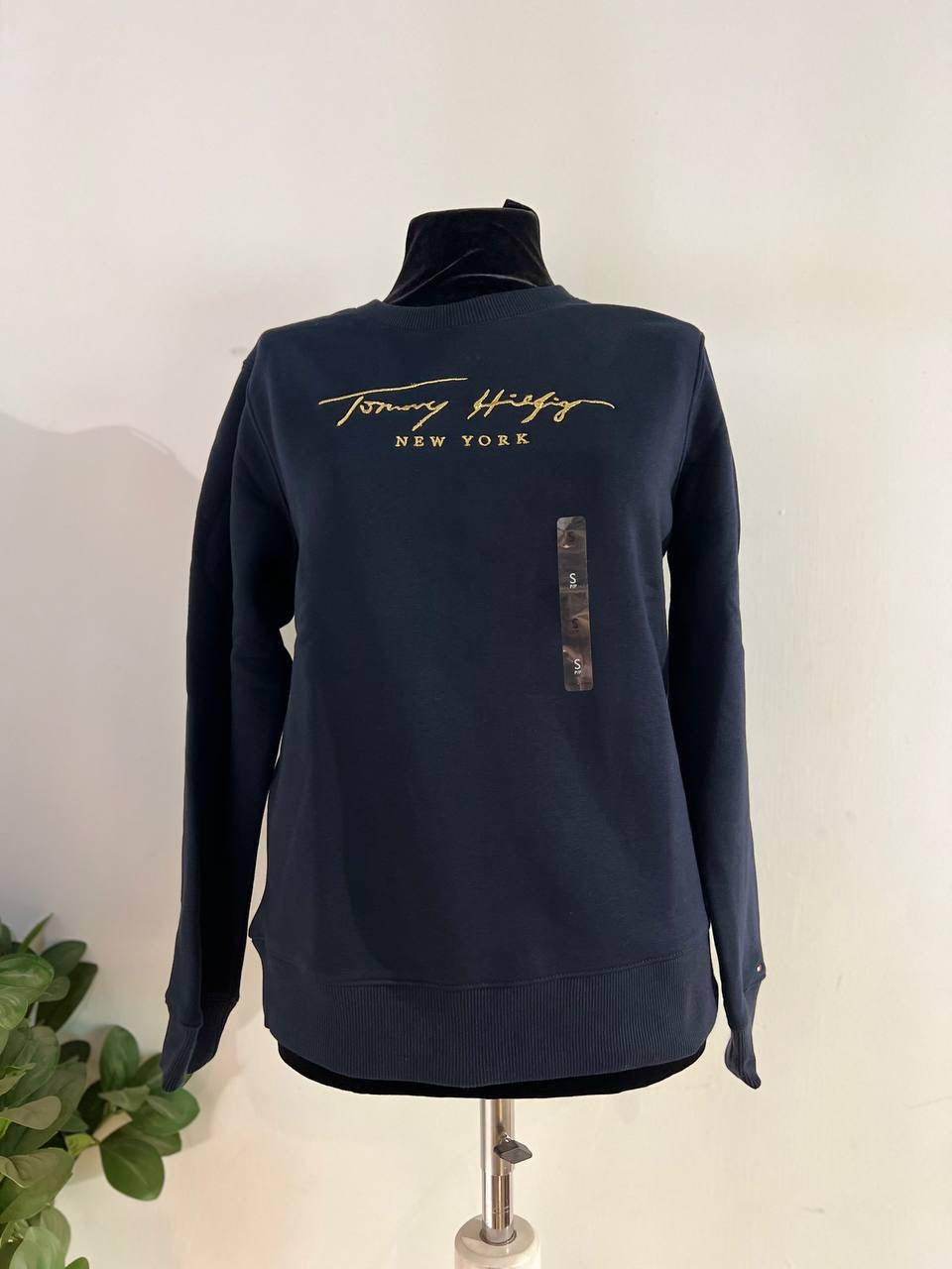 Tommy Hilfiger sweater