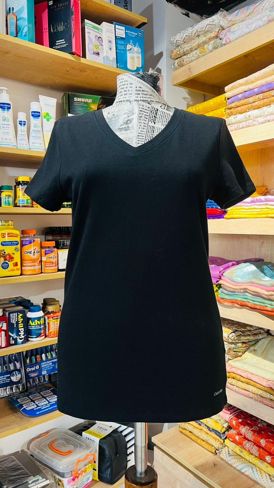 Calvin Klein T-shirt small