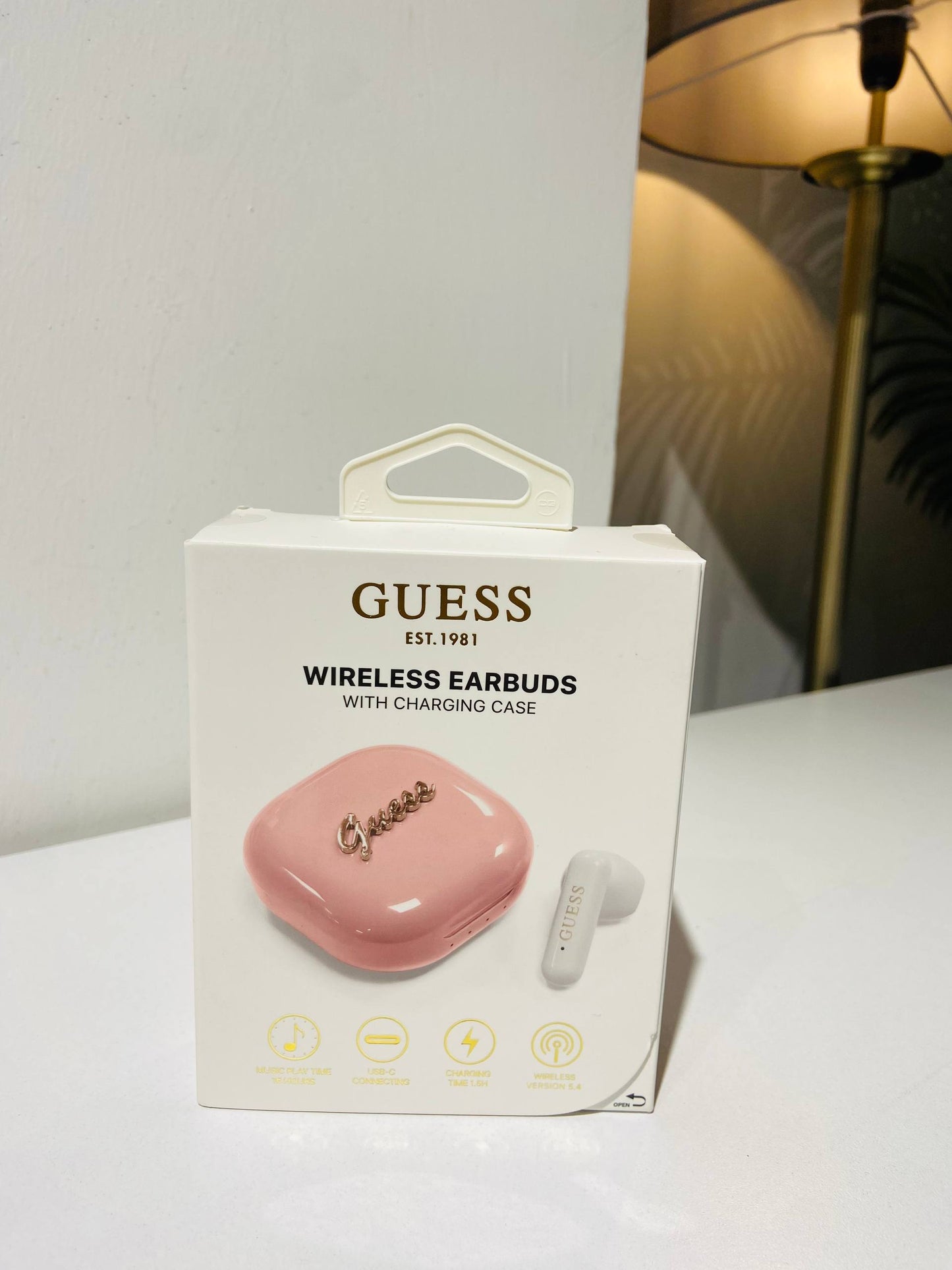 Guess wireless Earbuds with charging case