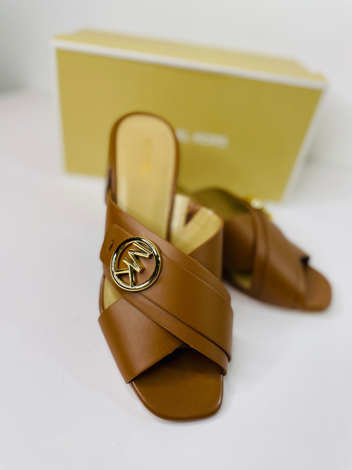 Michael kors sandal