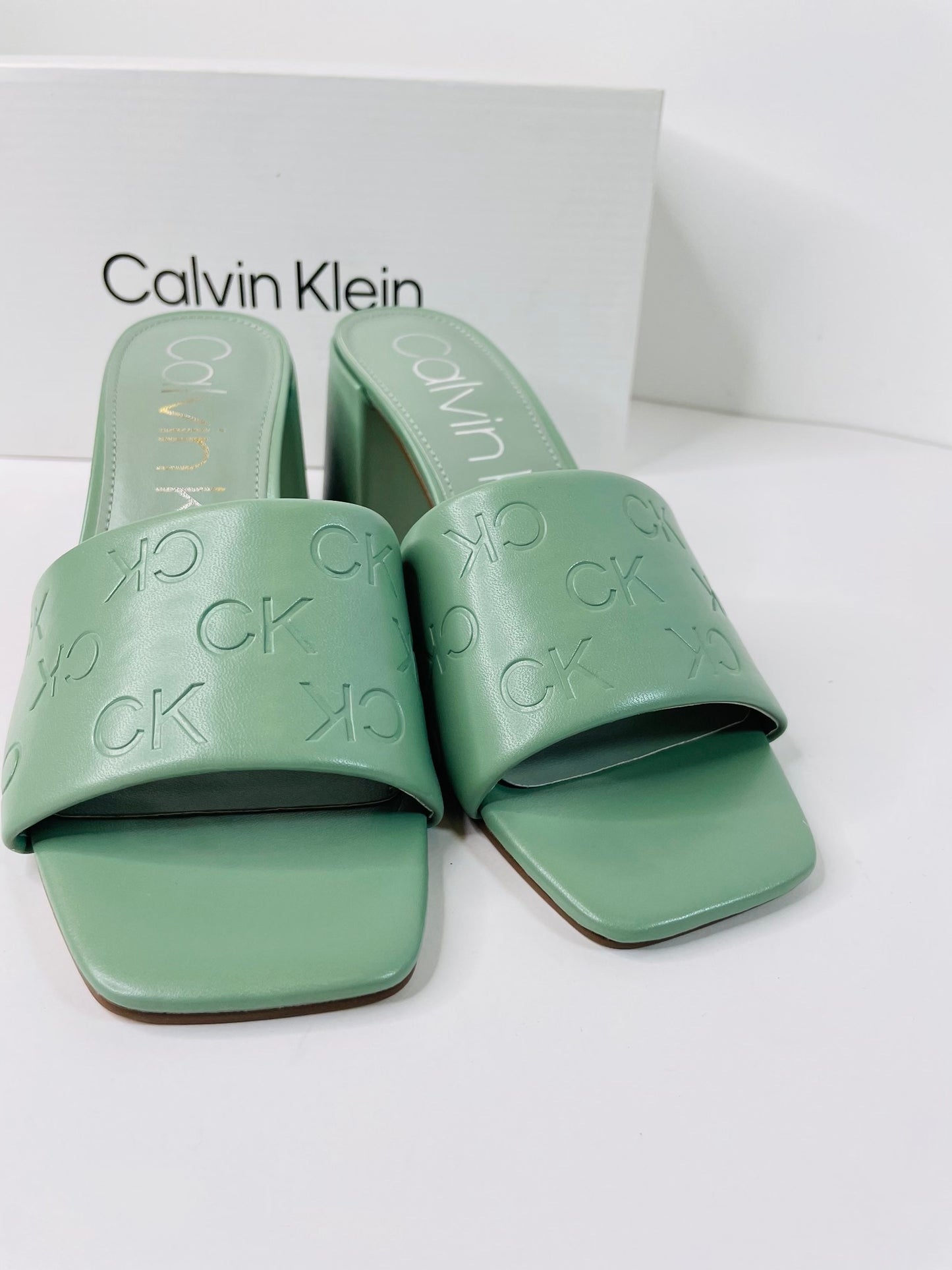 Calvin klein sandal