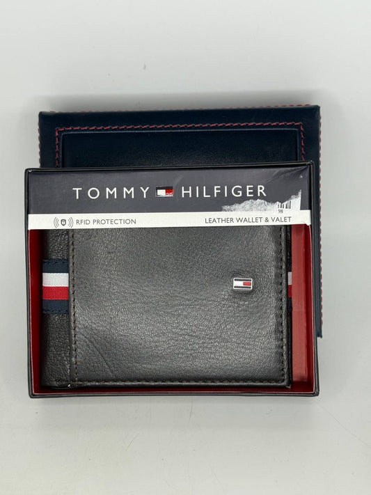Tommy Hilfiger wallet