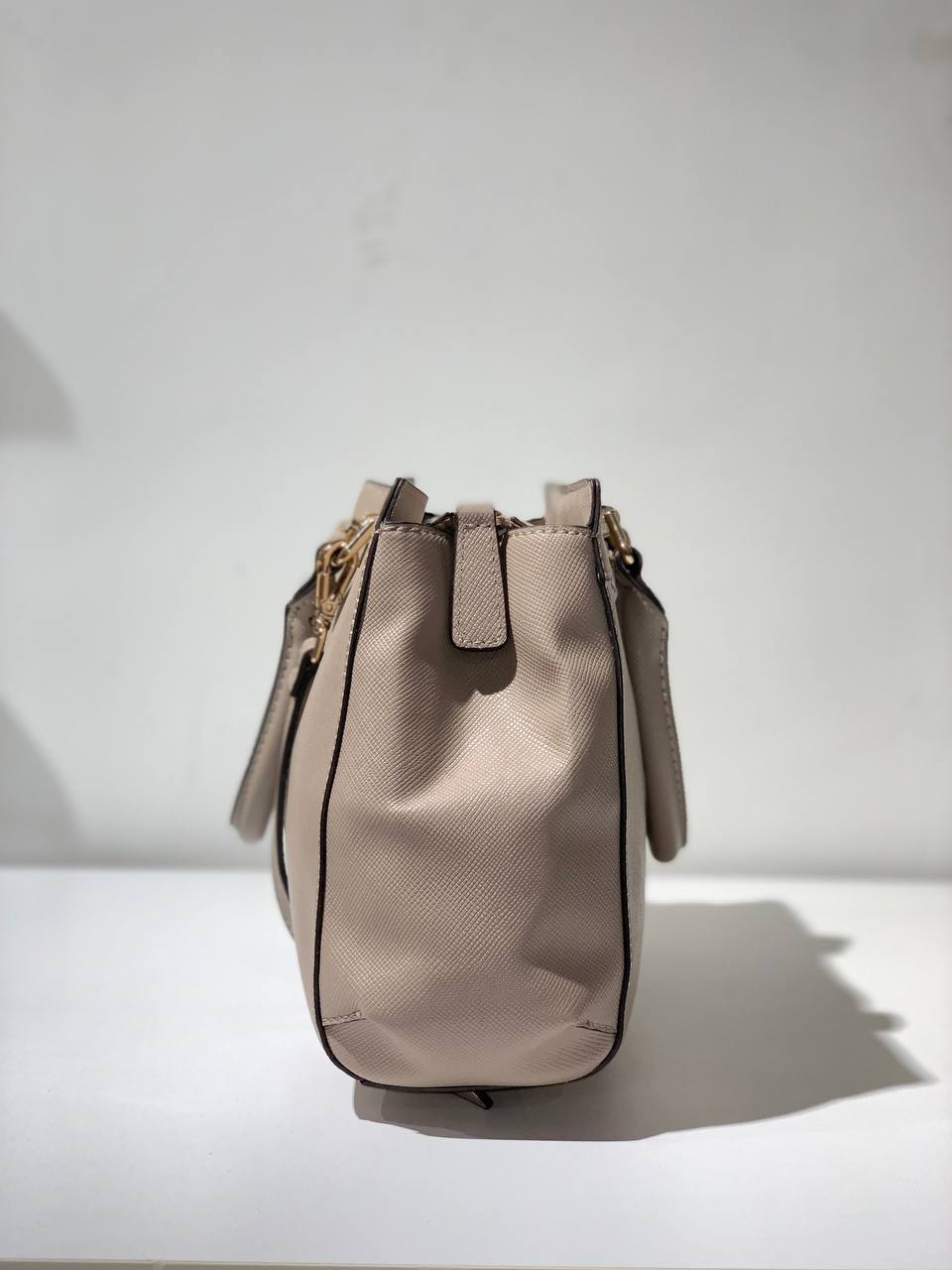 Guess bag