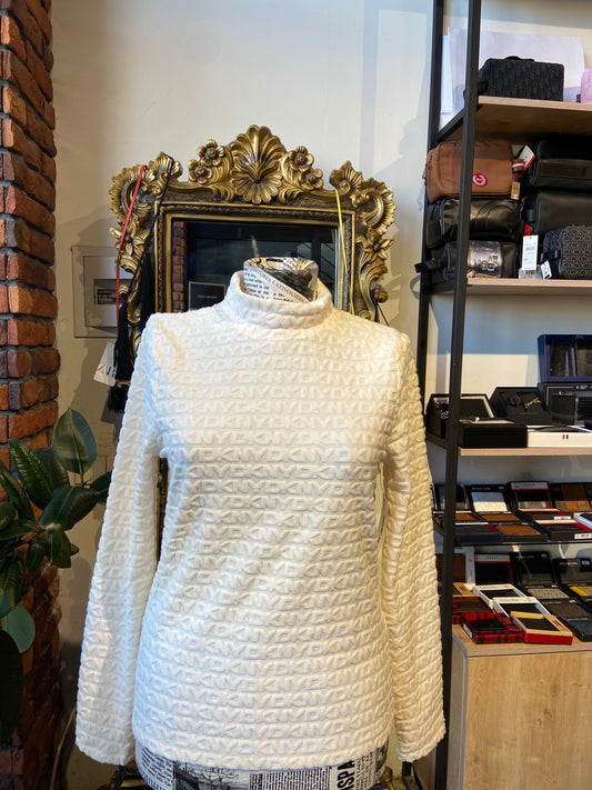 Dkny sweater size medium