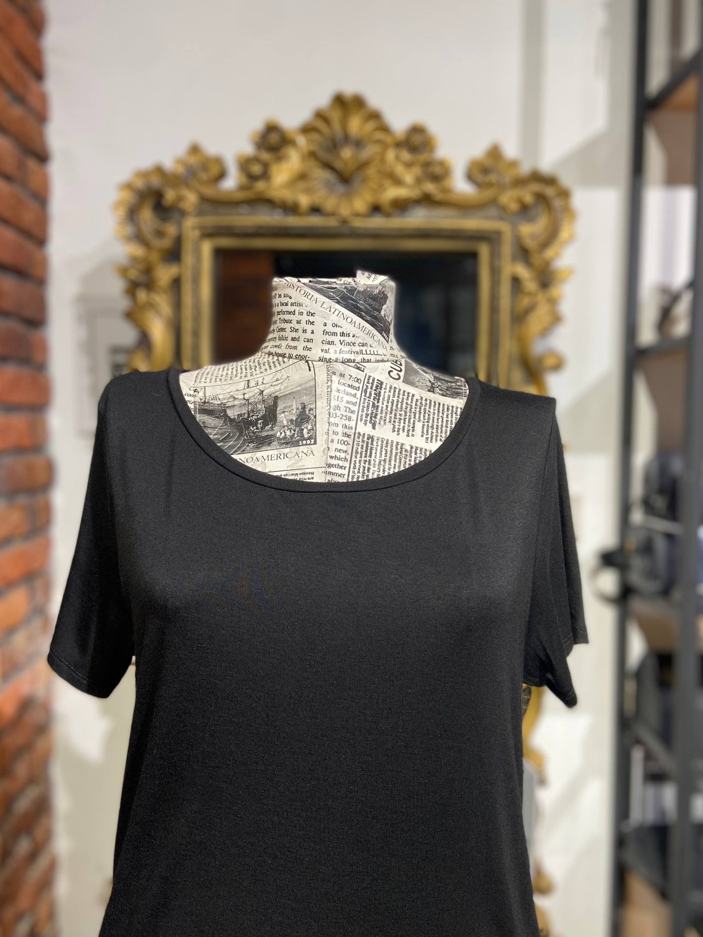 Dkny top size medium