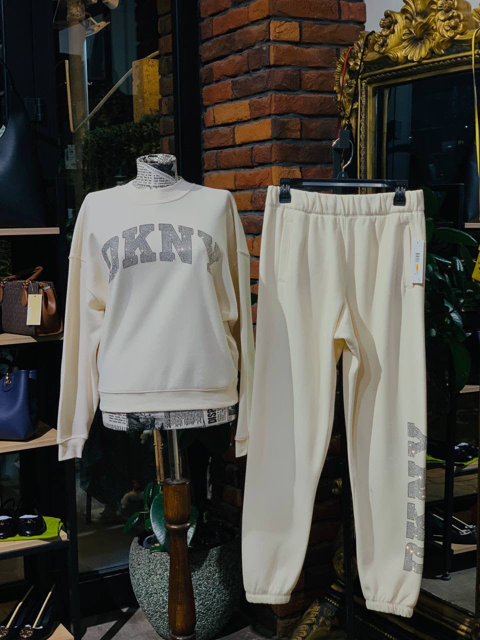 Dkny pajama set size small