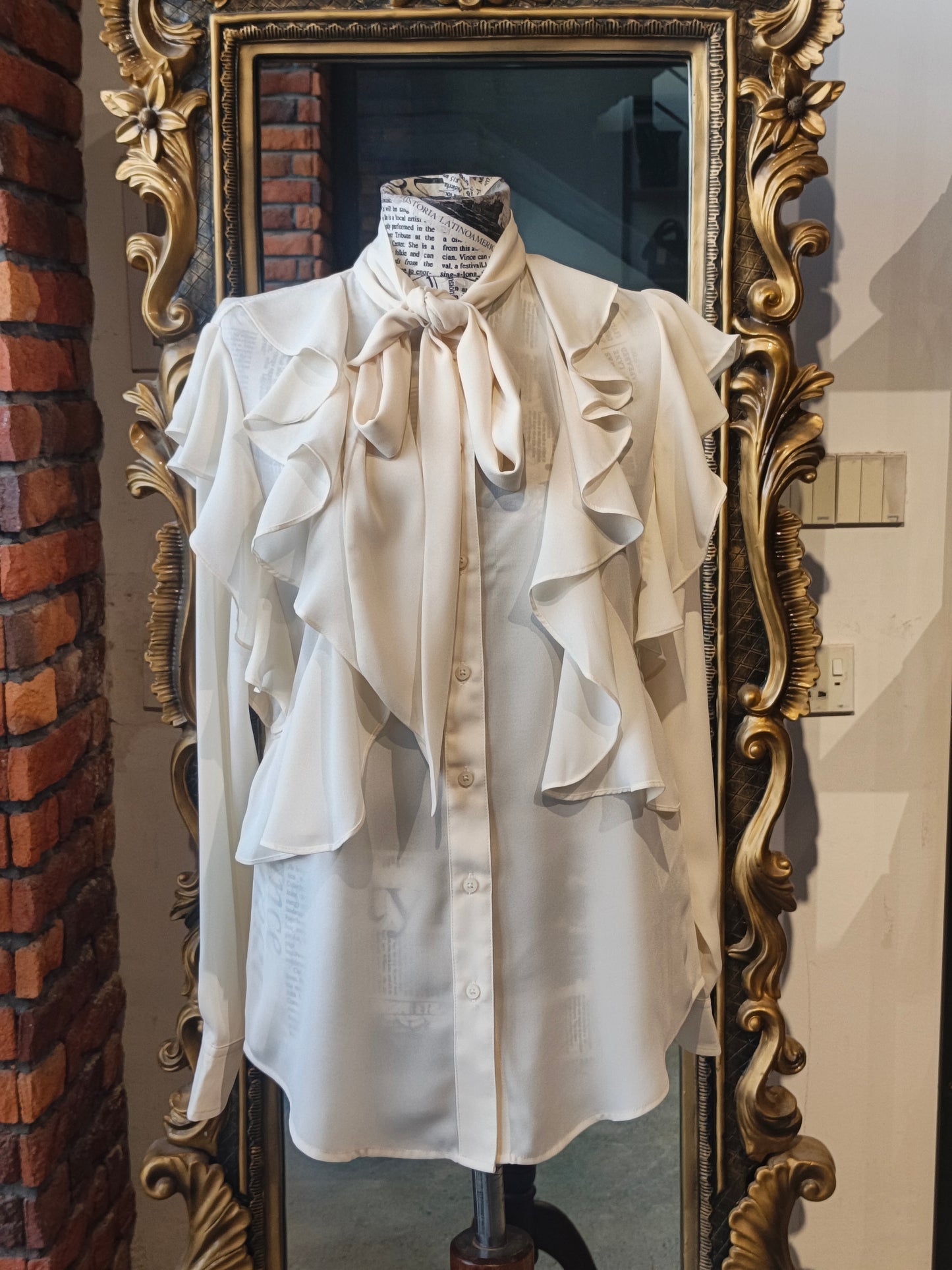 Ralph Lauren blouse size small