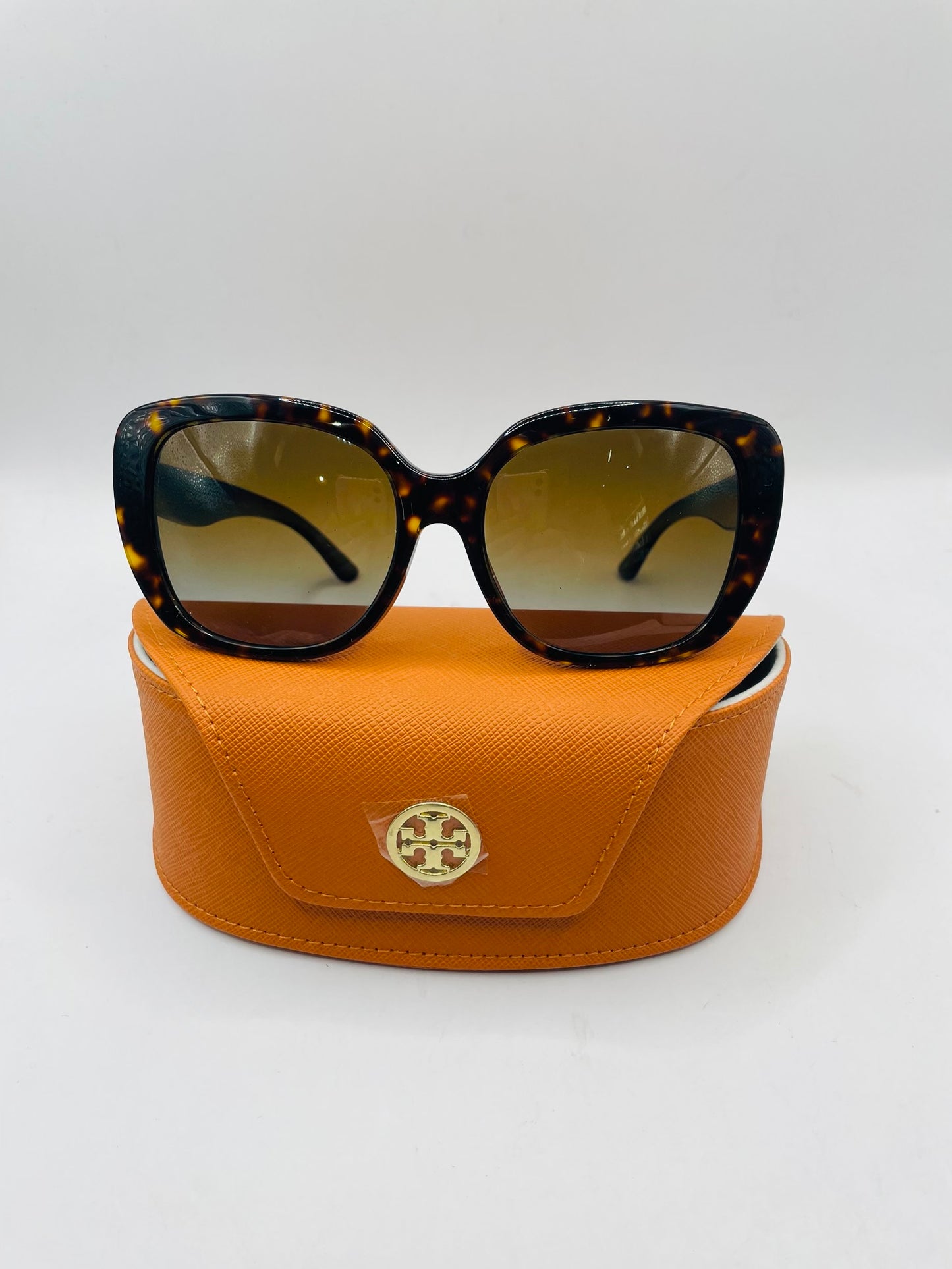 Tory Burch sunglass