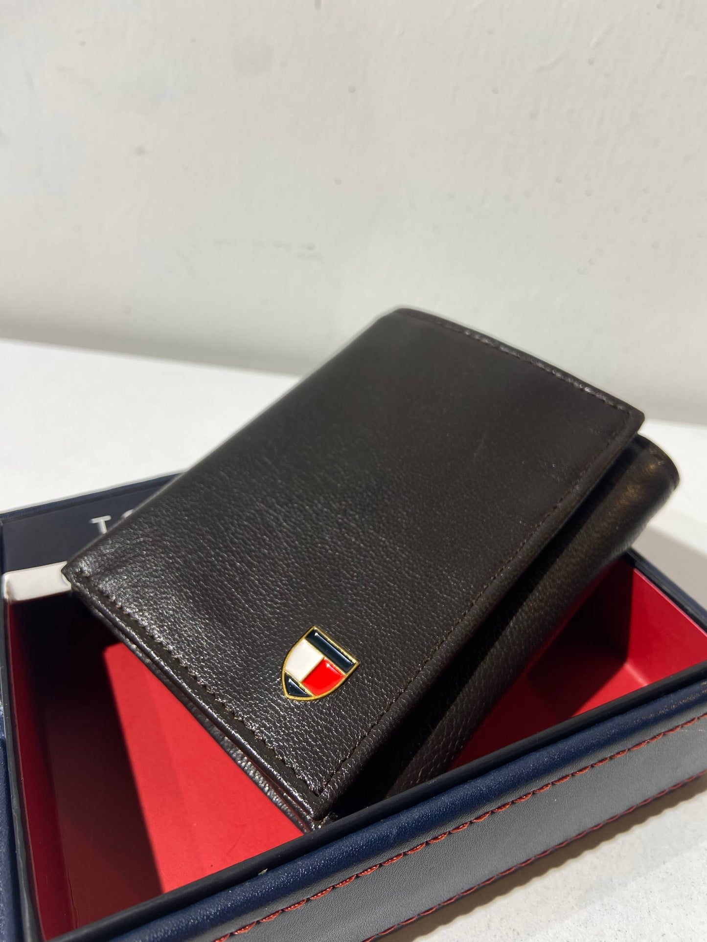 Tommy Hilfiger wallet (dark brown)