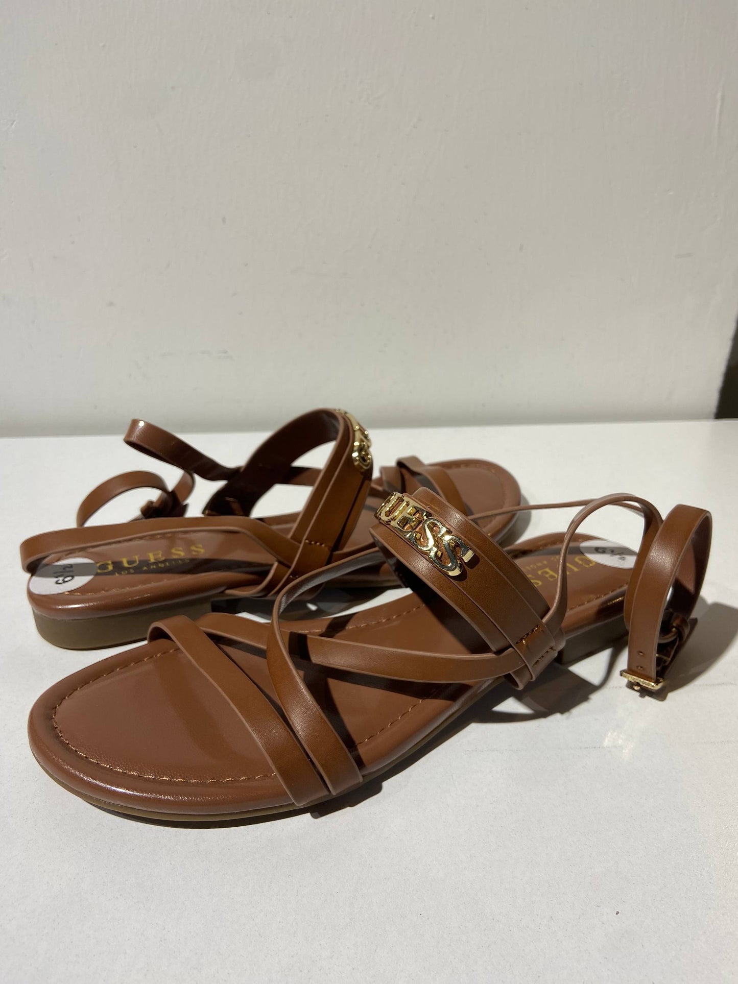 Guess sandal