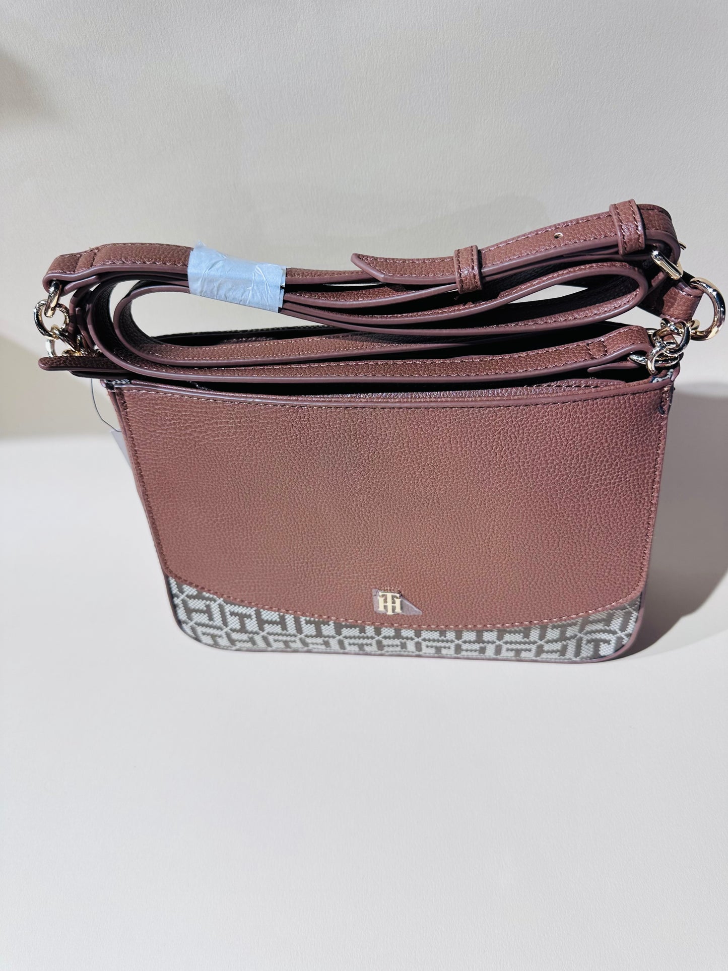 Tommy Hilfiger bag