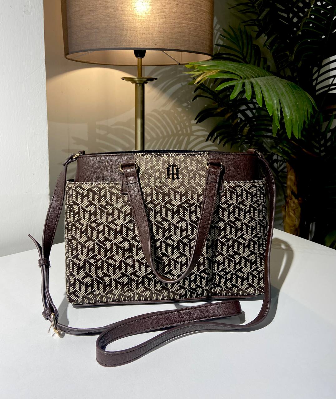 Tommy Hilfiger bag