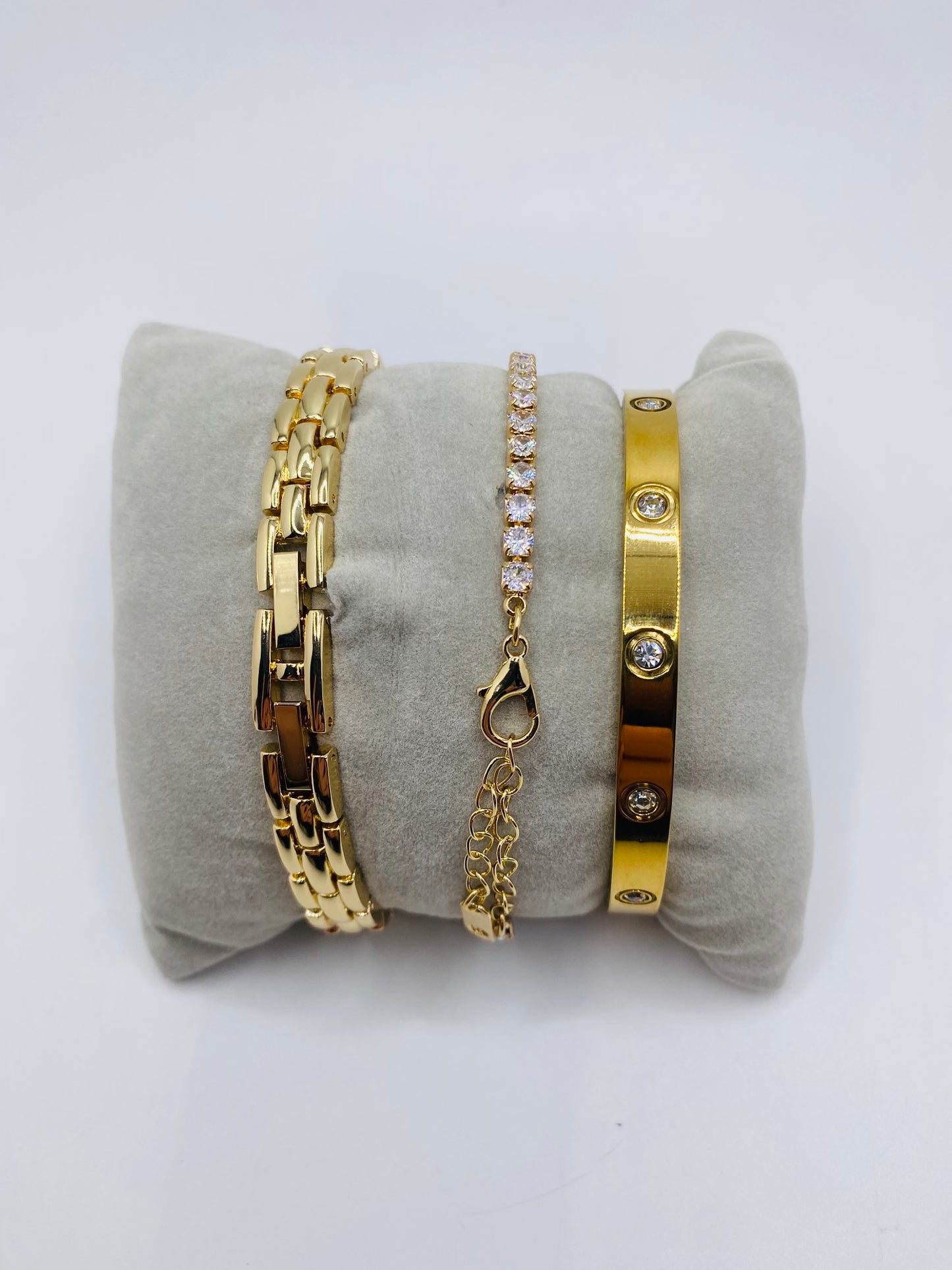 Liars & Lovers three-piece watch & bracelet set
