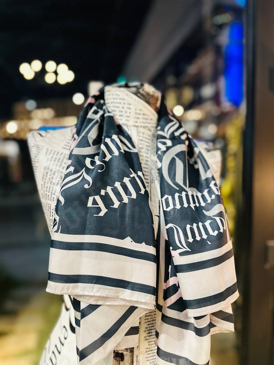 Juicy couture scarf