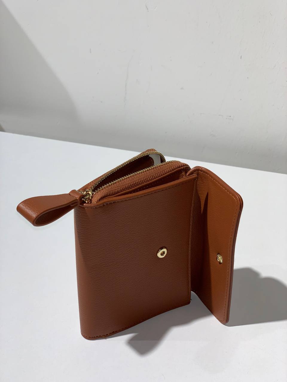 Armani exchange wallet