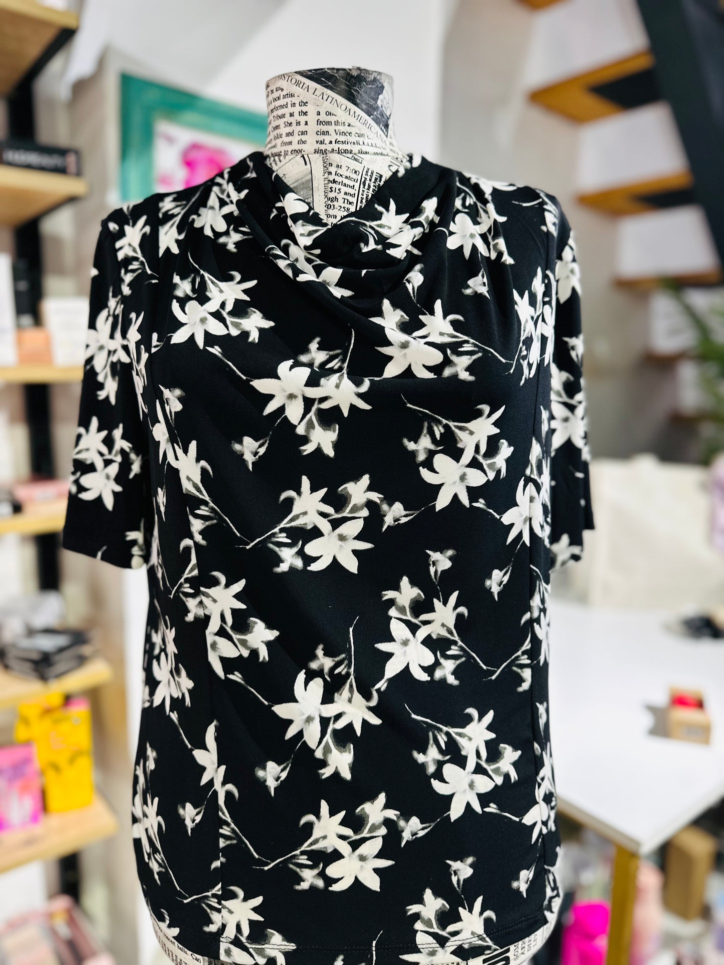 Calvin Klein top size small